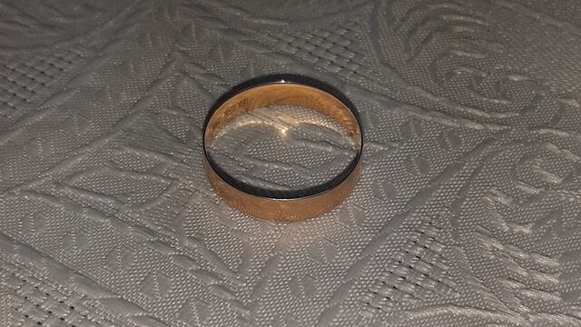 El anillo encontrado en un guante para nieve en Uspallata