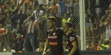 Nico Mazzola puso arriba a Instituto, y se vino una lluvia de goles (Javier Ferreyra/La Voz).