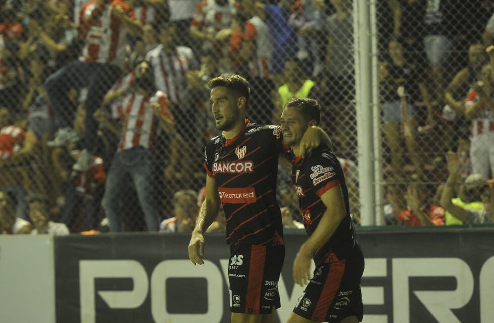 El primer gol de Nicolás Mazzola para Instituto, en 45 minutos de locos en Alta Córdoba