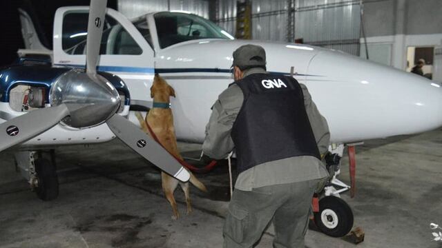 La avioneta tiene matrícula uruguaya.