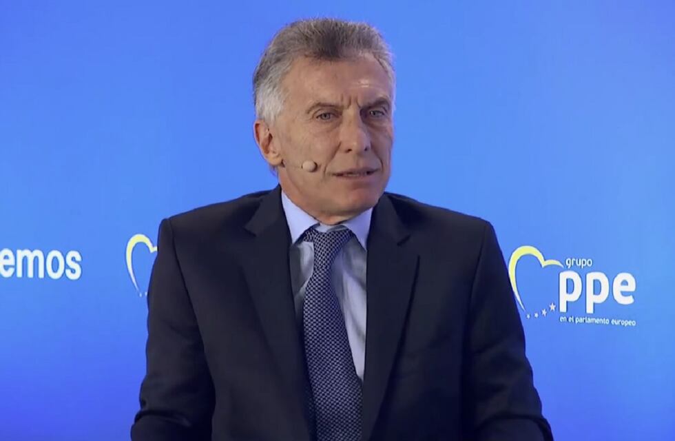 Mauricio Macri quedó varado en Zúrich: le cancelaron el vuelo de regreso al país