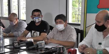 El presidente del Congreso, Nilson Ortega, y el presidente del Distrito Jujuy del PJ, Rubén Rivarola (derecha), fueron facultados para conformar un frente electoral para los comicios provinciales del 27 de junio.