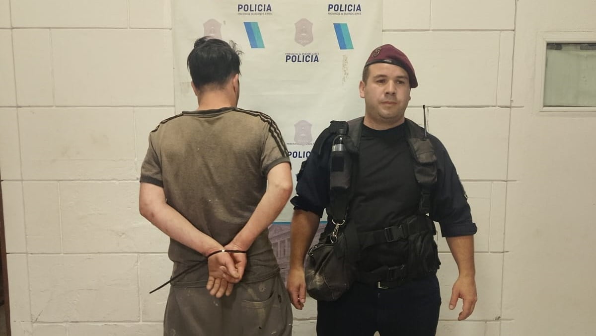 Tres aprehendidos tras un violento altercado en Almafuerte y Vélez Sarsfield