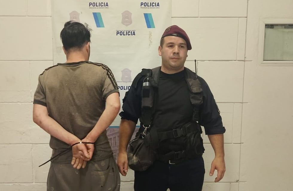 Tres aprehendidos tras un violento altercado en Almafuerte y Vélez Sarsfield