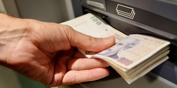 El viernes comienza el pago del 80% del sueldo a los empleados públicos