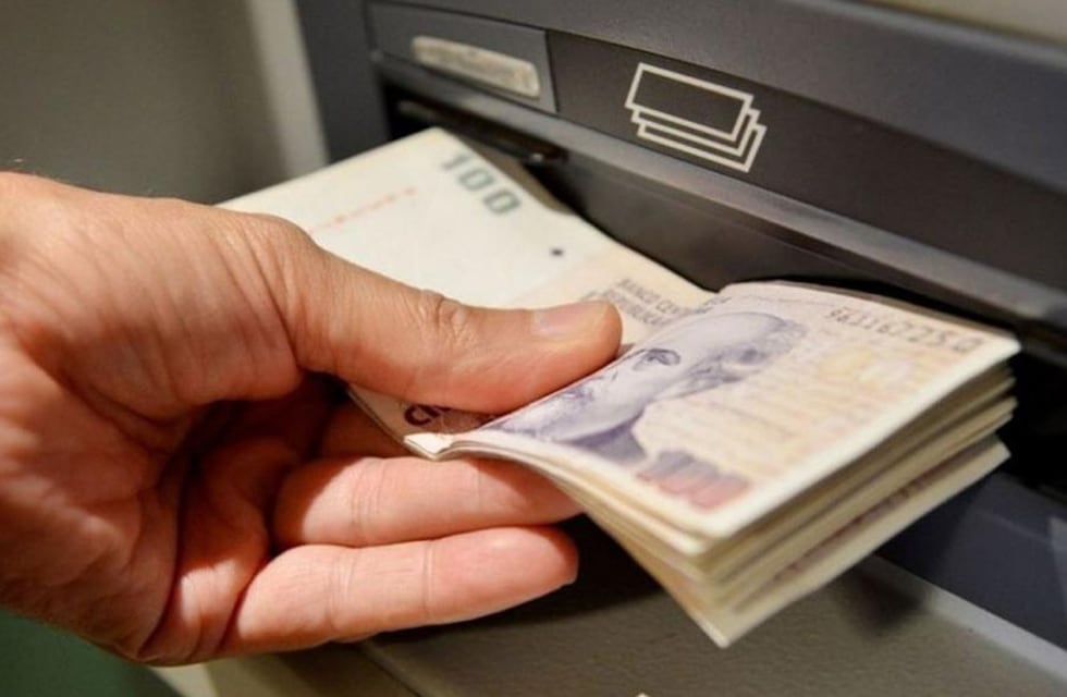 El martes comienza el pago del 80% del sueldo a los empleados públicos