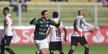 Burdisso celebra su tanto ante Always Ready (Dep. Cali)