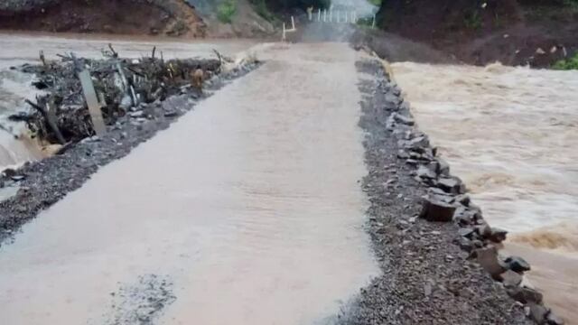 Nuevamente el puente alternativo sobre el arroyo Pindayti se encuentra cerrado al tránsito.