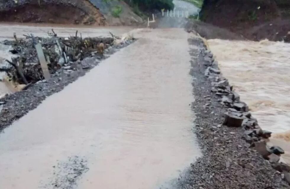 Nuevamente el puente alternativo sobre el arroyo Pindayti se encuentra cerrado al tránsito