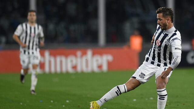 Refuerzo desde México, Tomás Molina apunta a que no se note la ausencia de Michael Santos en Talleres.