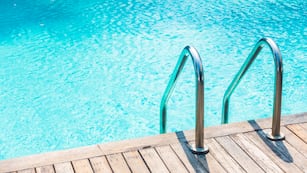 Reanimaron a un bebé de 2 años que había caído a una pileta en Córdoba.