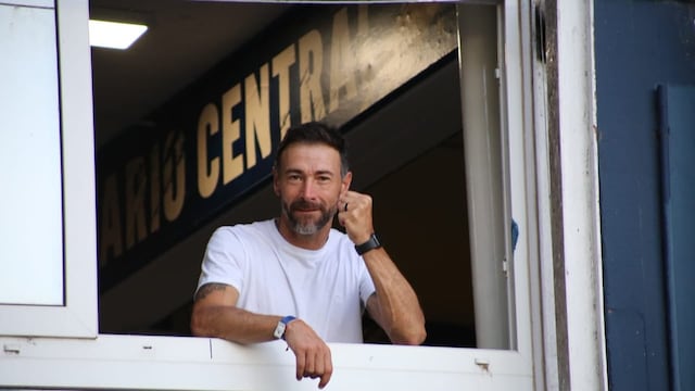 El director técnico elogió la tarea de la Academia en el segundo tiempo ante Defensa y Justicia. (@carcoficial)