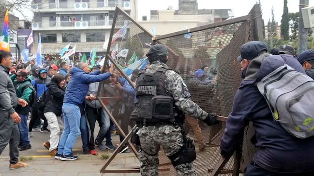 Violentos incidentes en Jujuy. / Foto: La Nación.