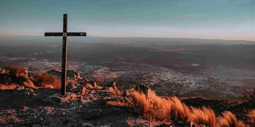Cerro La Banderita en la ciudad de La Falda.
