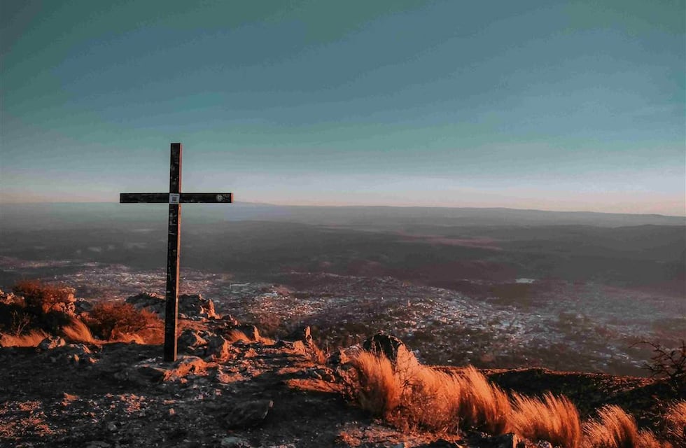 La Falda: rescataron a un joven que se perdió en el Cerro “La Banderita”