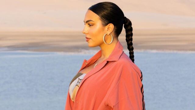 Georgina Rodríguez fue tapa de la revista ELLE.