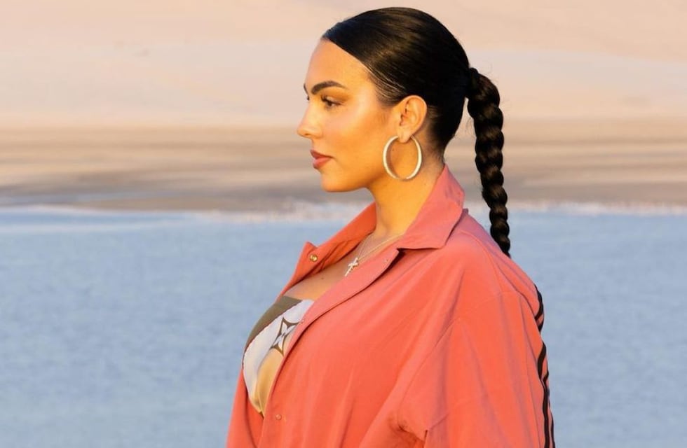 Georgina Rodríguez fue tapa de la revista ELLE