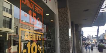 Así se adaptan los comercios durante la Fase 2