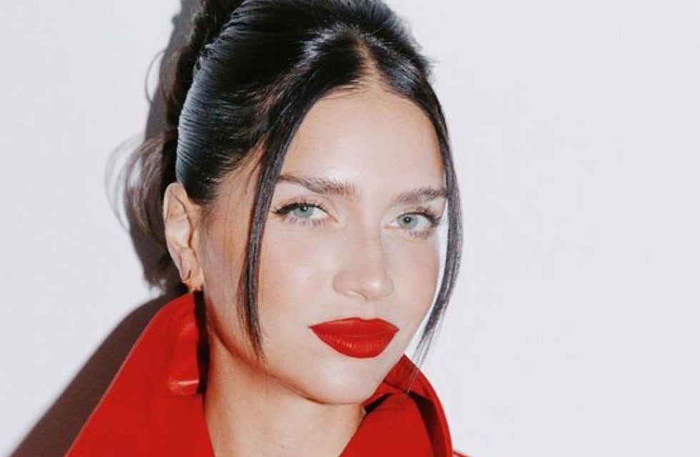 Mini vestido rosa y top en forma de corazón: el infartante outfit de Zaira Nara