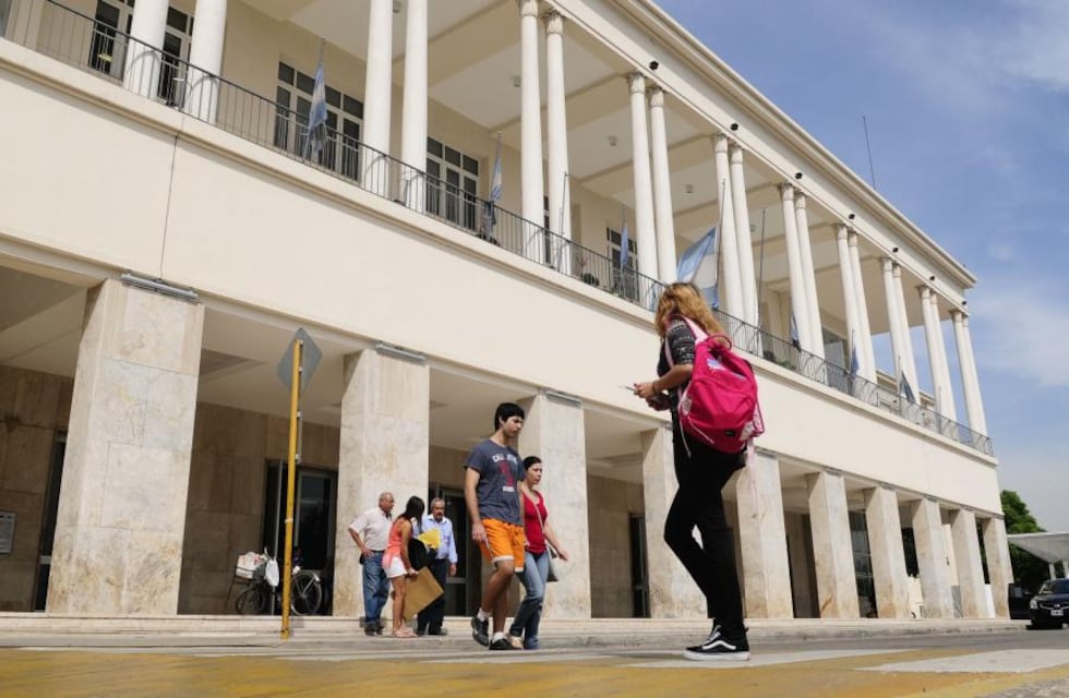 Conmoción en Córdoba: murió una persona en Pabellón Argentina de Ciudad Universitaria
