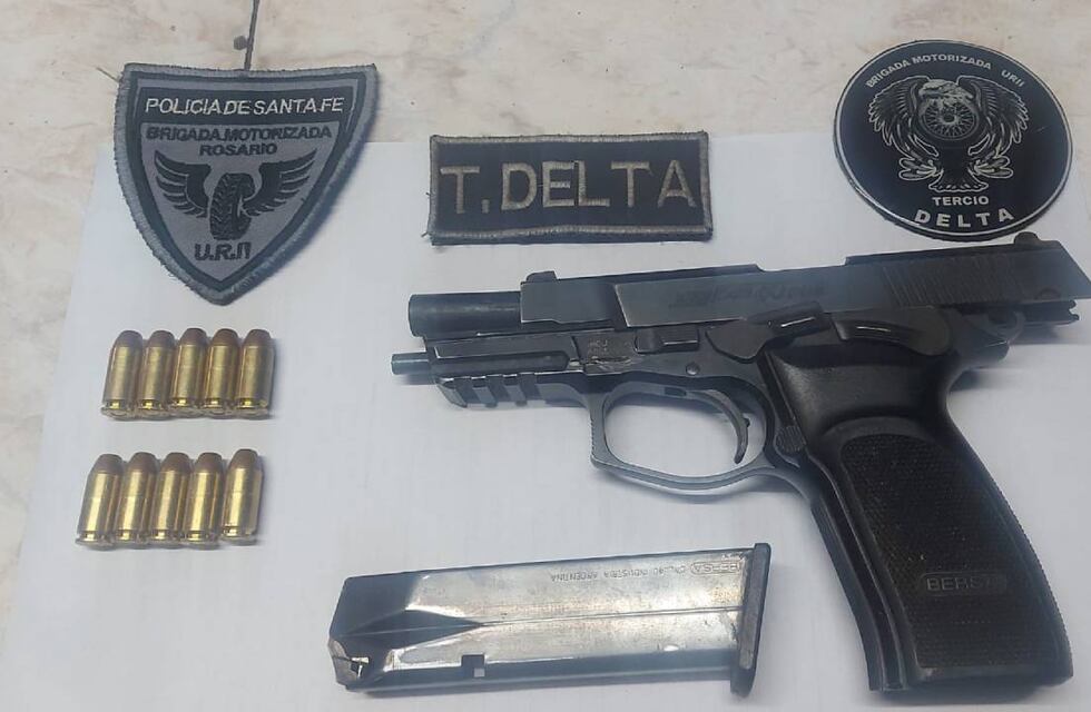 Siete detenidos, entre ellos un menor de 14 años, por tenencia de armas y droga