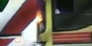 Accidente vial: choque entre dos colectivos