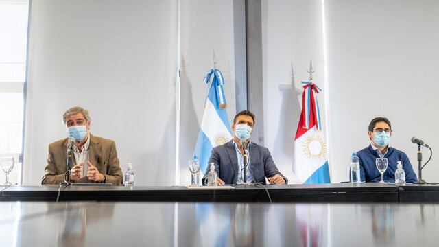 La reunión fue presidida por los ministros Facundo Torres y Diego Cardozo y contó con la participación del ministro Walter Grahovac. (Provincia)