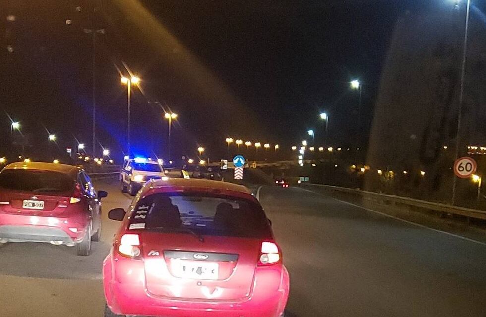 Un choque provoca importantes demoras en el acceso al puente Rosario-Victoria