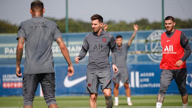 PSG lanzó su tercera camiseta con Lionel Messi como estrella.