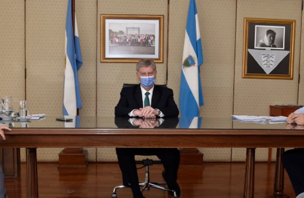 El gobernador de La Pampa analiza si pedirá o no la renuncia del Ministro que confesó maniobras para evadir impuestos