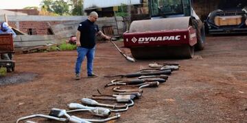 Destruyeron caños de escape en Montecarlo.