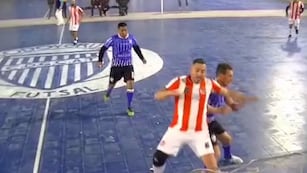 Suspendieron por 10 años al jugador mendocino de futsal que le dio un fuerte codazo a un rival