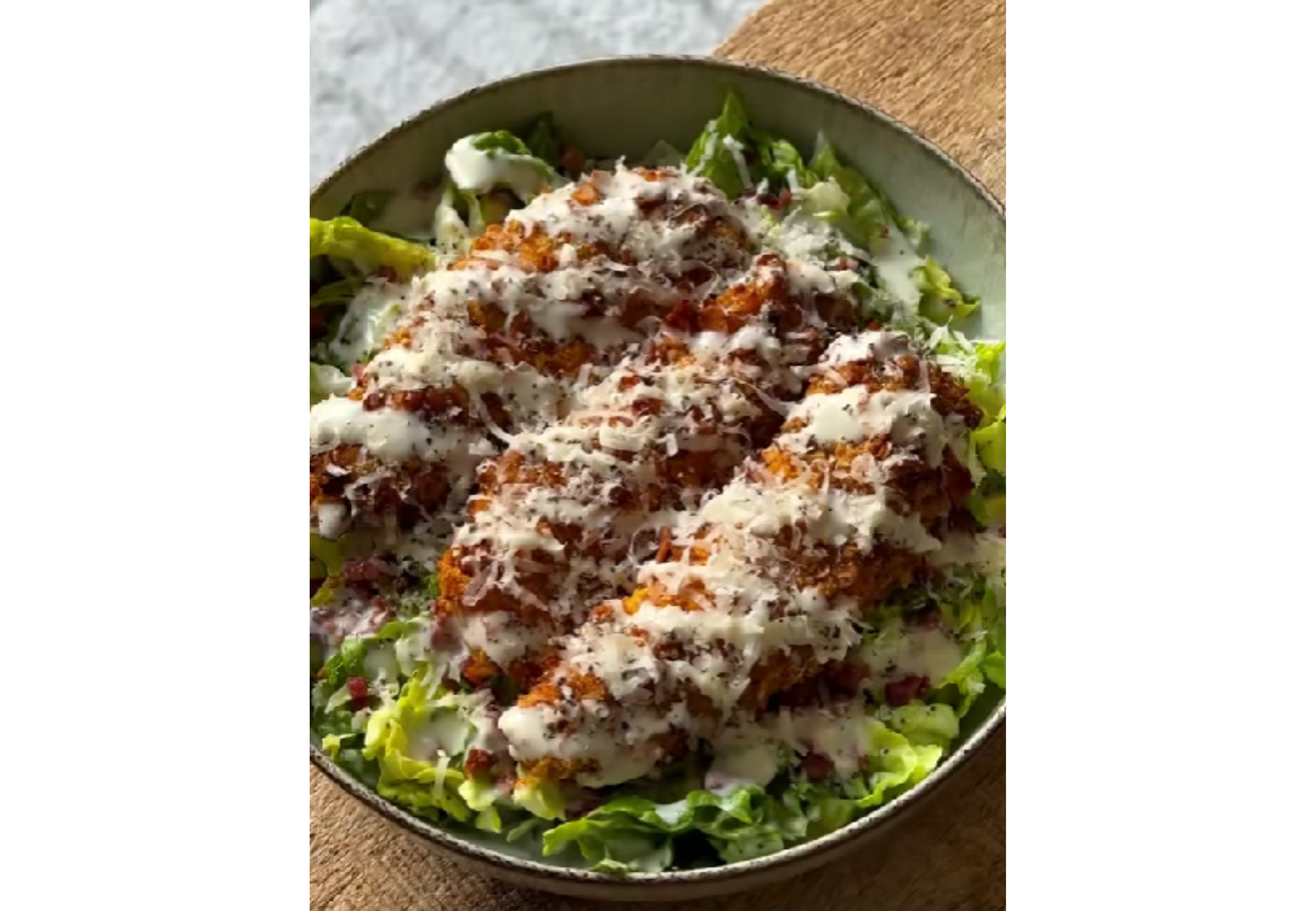 Así queda la ensalada Caesar.