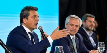 El ministro de Economía, Sergio Massa, se refirió a los aumentos en las prepagas que autorizó el Gobierno y se puso del lado de Cristina Kirchner.