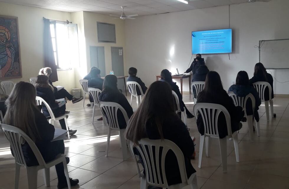 Educación Vial para jóvenes de escuelas secundarias