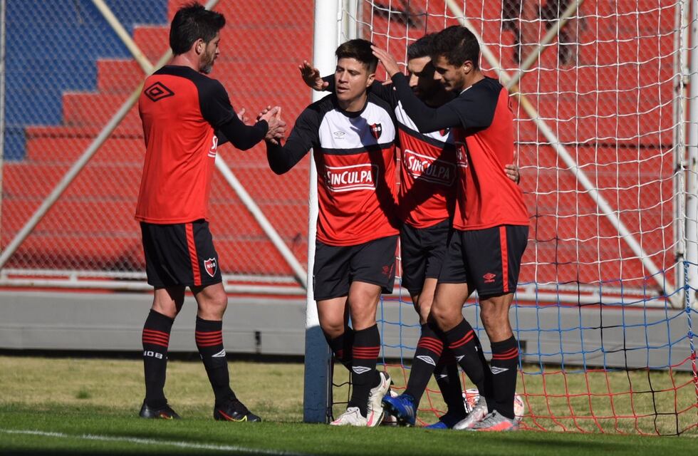 Newell’s derrotó a San Lorenzo 2 a 1 con tantos de Nacho Scocco