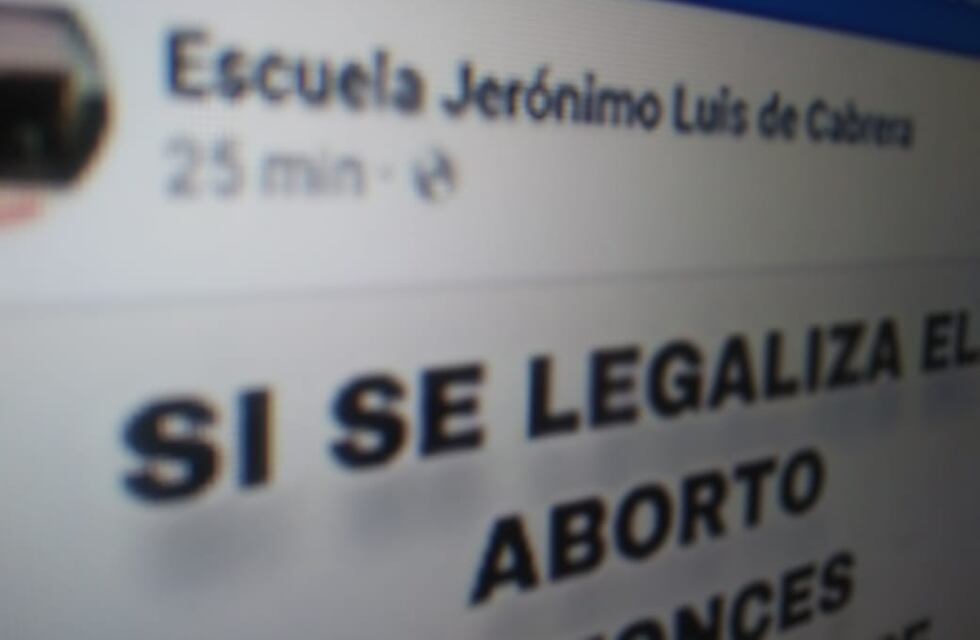 El mensaje de una escuela que comparó el aborto y la pena de muerte