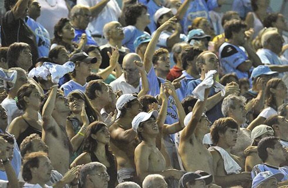 Las fanáticas del fútbol luchan para evitar el acoso verbal en las canchas