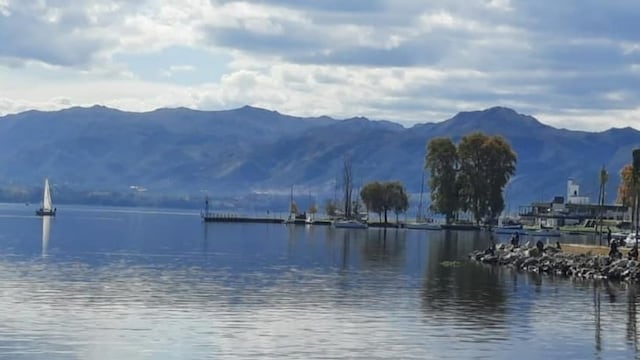 Costanera del lago San Roque. Villa Carlos Paz. (Foto: Gaby Mangoldt).