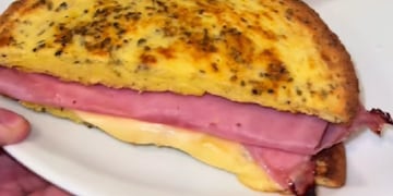 Tostado keto express en simples pasos.