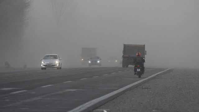Se esperan fuertes ráfagas de viento Zonda por la tarde en toda la región.