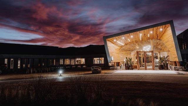 Se trata de un alojamiento cinco estrellas que une naturaleza y lujo.