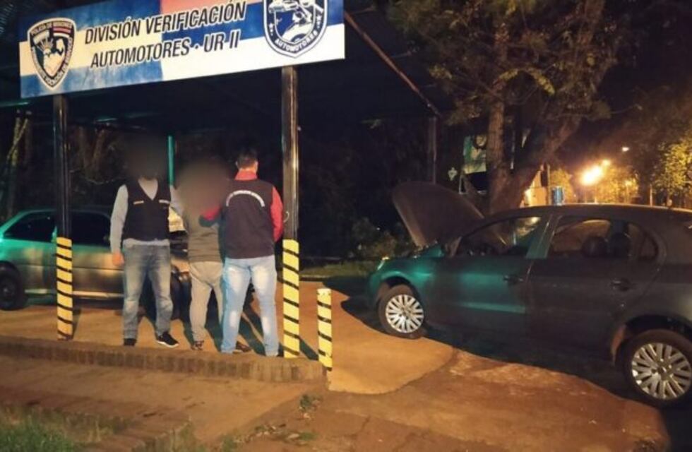 Detuvieron a un joven que vendía automóviles con falsas documentaciones