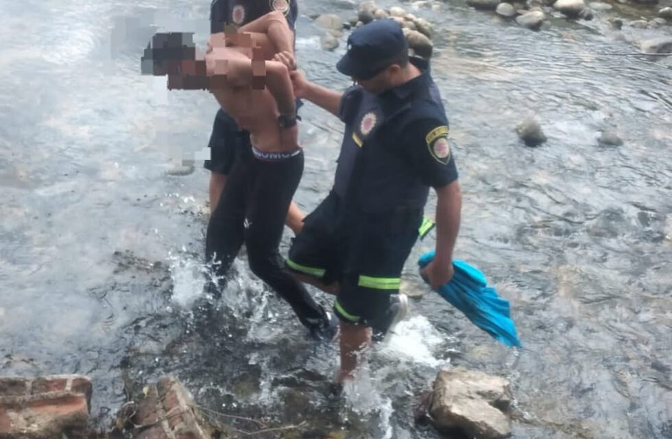 Córdoba: robó un celular y se tiró al río para evitar que la policía lo atrape