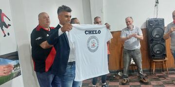 La Filial Punta Alta de River Plate homenajeó a Marcelo Escudero.