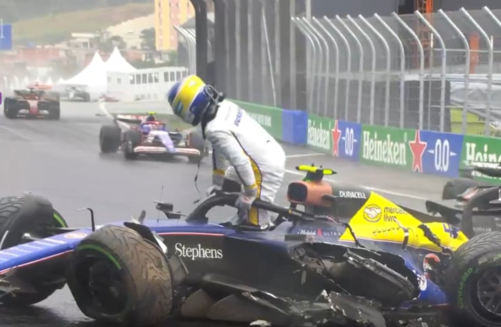 Colapinto no pudo en el GP de Brasil: chocó y tuvo que abandonar la carrera