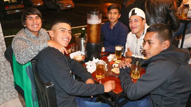 Desde este sábado 26 de marzo quedó sin efecto en Jujuy la obligatoriedad de usar barbijos en espacios al aire libre, manteniéndose el uso obligatorio en ambientes cerrados.