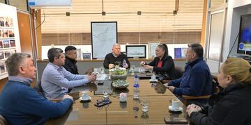 Reunión en Arroyito con autoridades de la Policía Federal Argentina