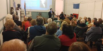 charla “Franceses y el inicio de Tres Arroyos”