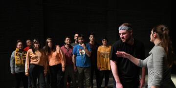 "La política del tiempo" se vuelve a presentar en Rafaela